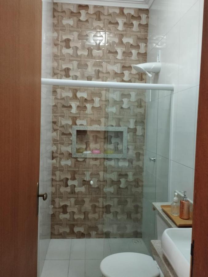 Casa C/ Piscina E Area Gourmet, 5 Min Da Praia. Holiday home Guarapari